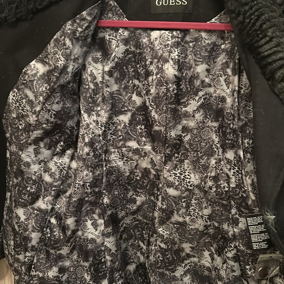 Black GUESS coat lamb collar XL GUESS runs small double breasted gold buttons - Picture 4 of 4